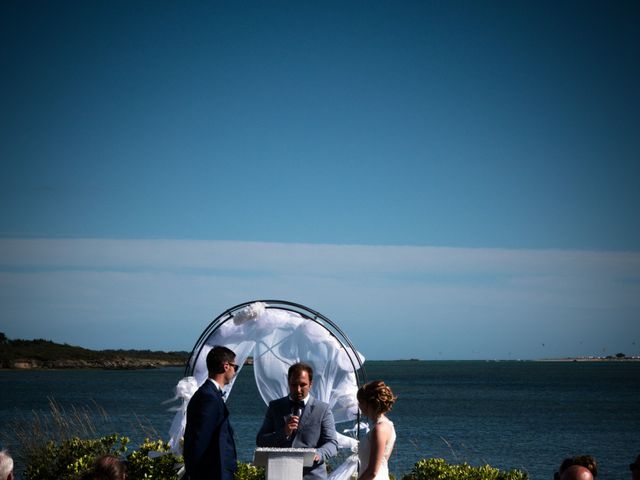 Le mariage de Olivier et Charlène à Theix, Morbihan 28