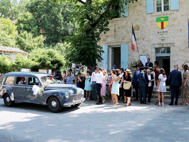 Le mariage de Mathieu et Chloé à Oppedette, Alpes-de-Haute-Provence 10