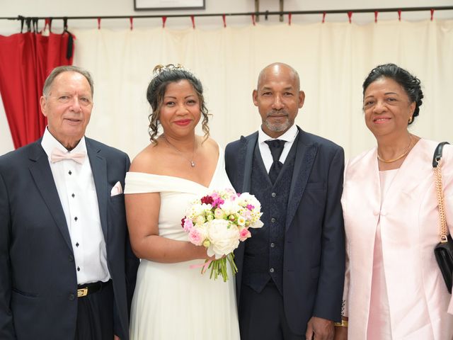 Le mariage de Sandra et Louis à Corbeil-Essonnes, Essonne 19