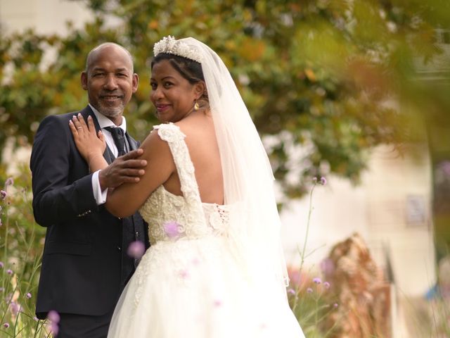 Le mariage de Sandra et Louis à Corbeil-Essonnes, Essonne 1