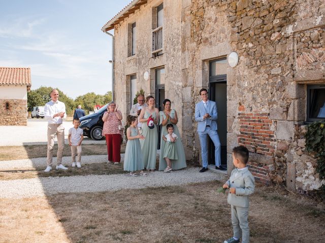 Le mariage de Julien et Amandine à Thouars, Deux-Sèvres 34