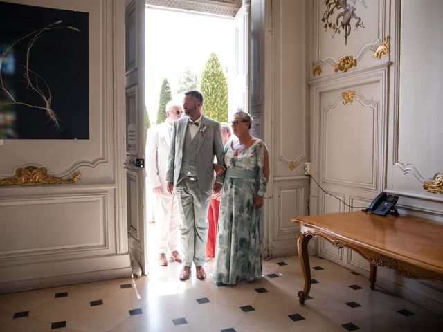 Le mariage de Julien et Amandine à Thouars, Deux-Sèvres 43