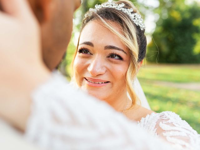 Le mariage de Yanis et Bérénice à Putot-en-Auge, Calvados 11