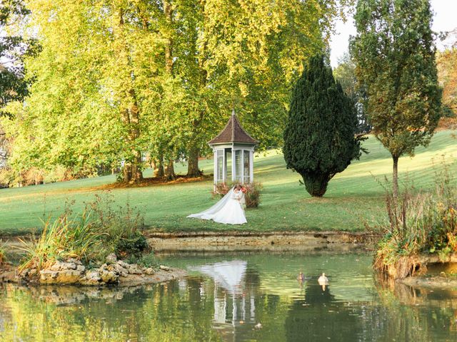 Le mariage de Yanis et Bérénice à Putot-en-Auge, Calvados 15