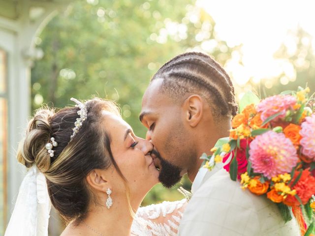 Le mariage de Yanis et Bérénice à Putot-en-Auge, Calvados 22
