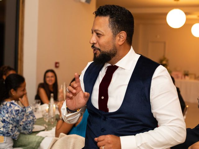 Le mariage de Yanis et Bérénice à Putot-en-Auge, Calvados 33