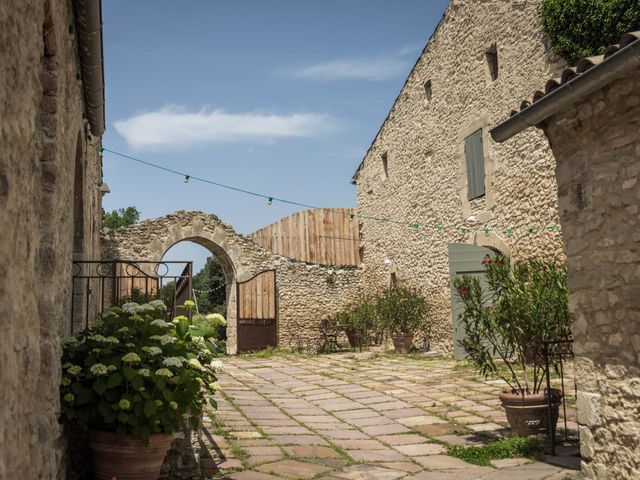 Le mariage de Camille et Hugo à Céreste, Alpes-de-Haute-Provence 7