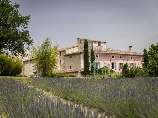 Le mariage de Camille et Hugo à Céreste, Alpes-de-Haute-Provence 10