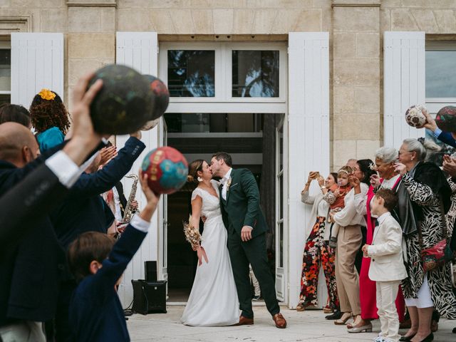 Le mariage de Axel et Charlotte à Camblanes-et-Meynac, Gironde 39