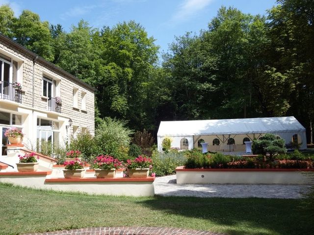 Le mariage de Anthony et Caroline à Meaux, Seine-et-Marne 8