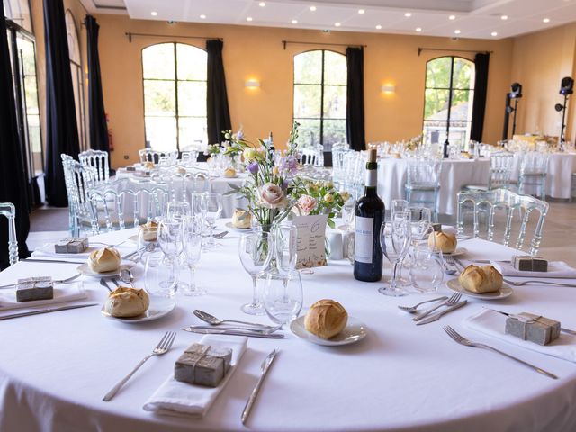 Le mariage de Baptiste et Elodie à Ventabren, Bouches-du-Rhône 4