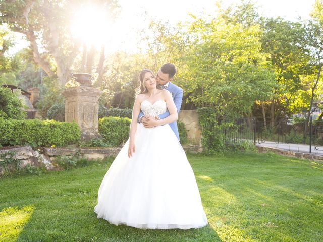 Le mariage de Baptiste et Elodie à Ventabren, Bouches-du-Rhône 14