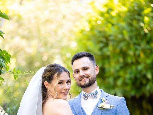 Le mariage de Baptiste et Elodie à Ventabren, Bouches-du-Rhône 29