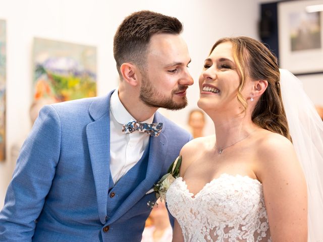Le mariage de Baptiste et Elodie à Ventabren, Bouches-du-Rhône 43