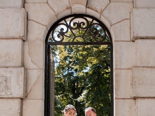 Le mariage de Olivier et Lola à Poitiers, Vienne 36