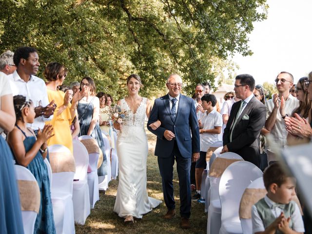Le mariage de Olivier et Lola à Poitiers, Vienne 96