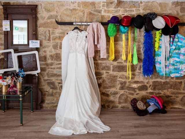 Le mariage de Christophe et Delphine à Saint-Maurice-en-Cotentin, Manche 12