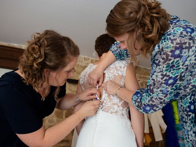 Le mariage de Christophe et Delphine à Saint-Maurice-en-Cotentin, Manche 30