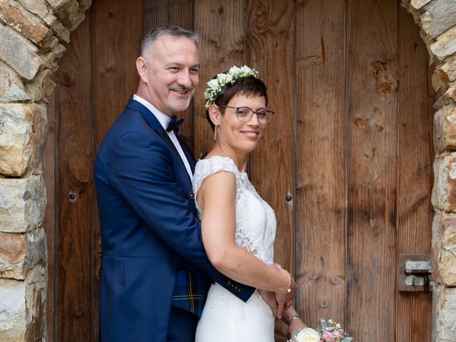 Le mariage de Christophe et Delphine à Saint-Maurice-en-Cotentin, Manche 51