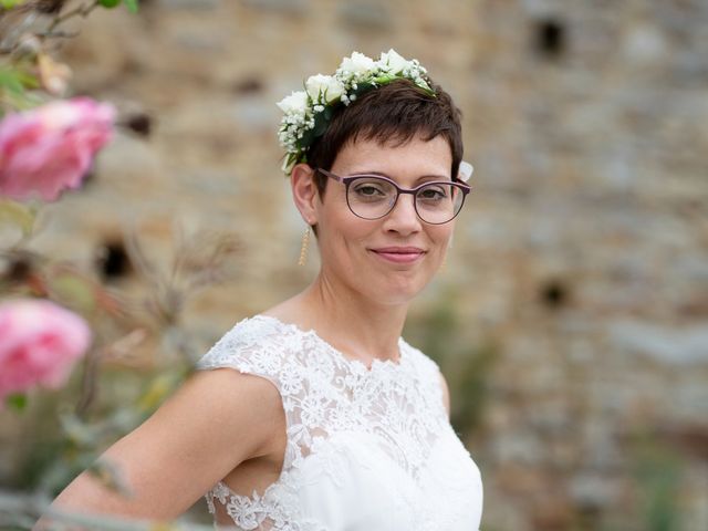 Le mariage de Christophe et Delphine à Saint-Maurice-en-Cotentin, Manche 54