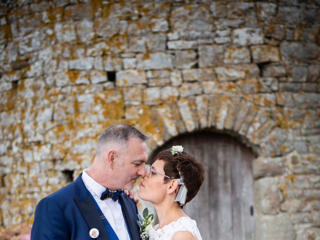 Le mariage de Christophe et Delphine à Saint-Maurice-en-Cotentin, Manche 57