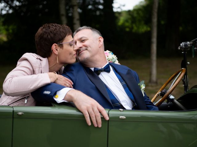 Le mariage de Christophe et Delphine à Saint-Maurice-en-Cotentin, Manche 80