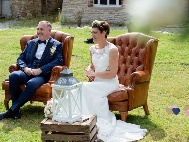 Le mariage de Christophe et Delphine à Saint-Maurice-en-Cotentin, Manche 94