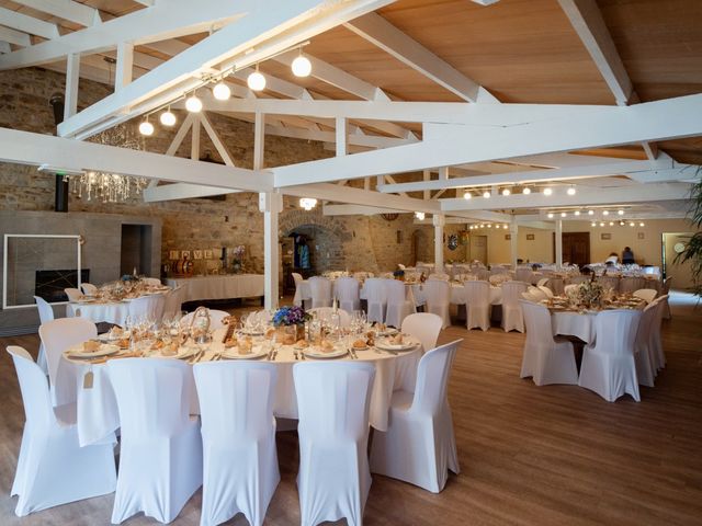 Le mariage de Christophe et Delphine à Saint-Maurice-en-Cotentin, Manche 108