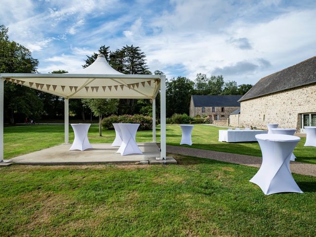 Le mariage de Christophe et Delphine à Saint-Maurice-en-Cotentin, Manche 117