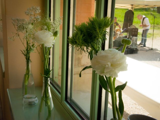 Le mariage de Rémi et Caroline à Saint-Martin-la-Plaine, Loire 29