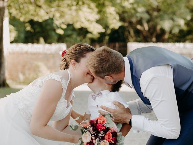 Le mariage de Olivier et Elise à Saint-Georges-lès-Baillargeaux, Vienne 43