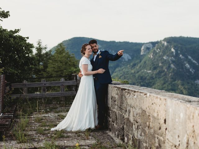 Le mariage de Ludovic et Sibylle à Salins-les-Bains, Jura 1