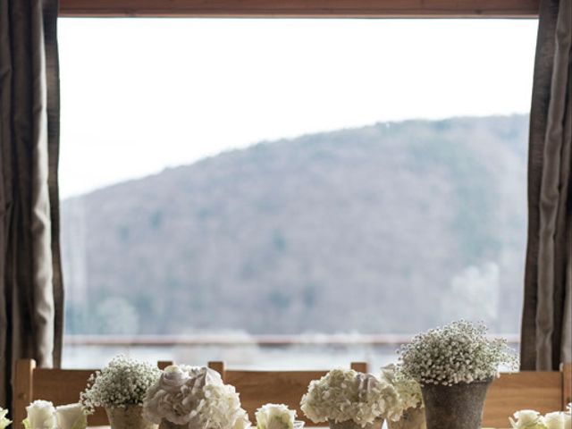 Le mariage de Jonathan et Cécile à Chambon-sur-Lac, Puy-de-Dôme 9