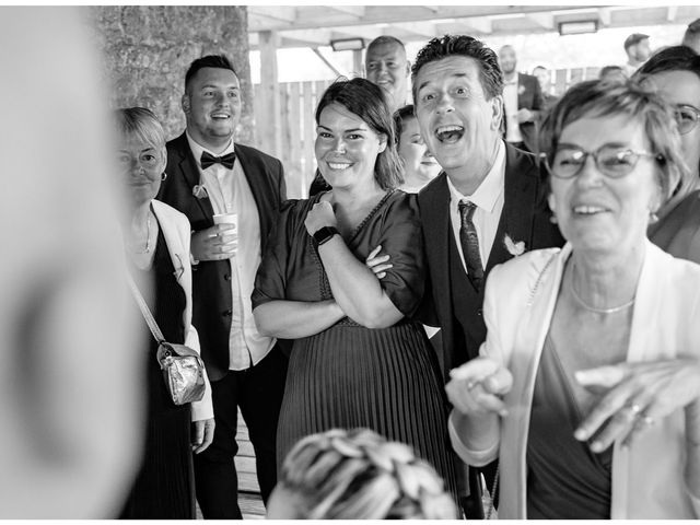 Le mariage de Kévin et Aude à Theix, Morbihan 66