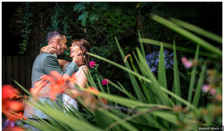 Le mariage de Kévin et Aude à Theix, Morbihan
