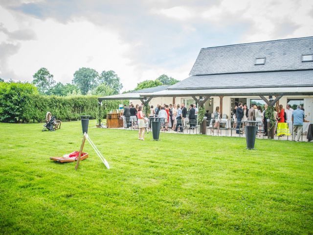 Le mariage de Jason et Marine à Bouville, Seine-Maritime 32