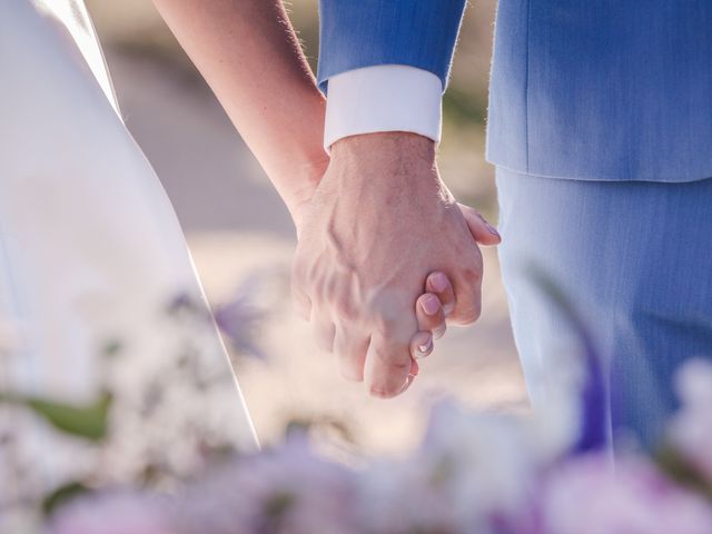 Le mariage de Quentin et Evonne à Lussan, Gard 32