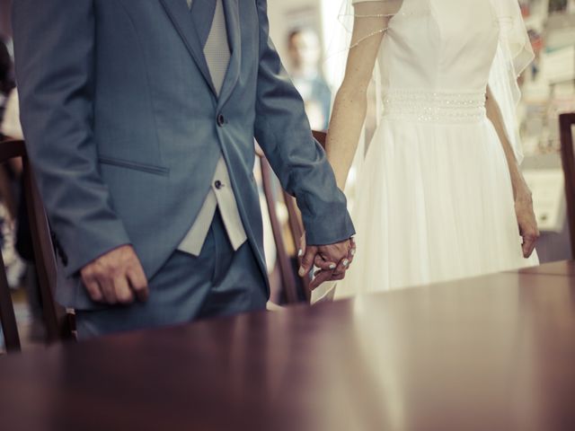 Le mariage de Romain et Agnès à Bouillé-Courdault, Vendée 11