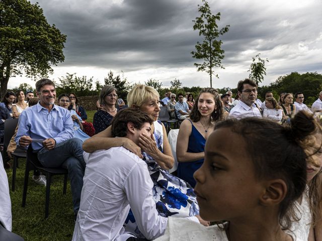 Le mariage de Romain et Agnès à Bouillé-Courdault, Vendée 19