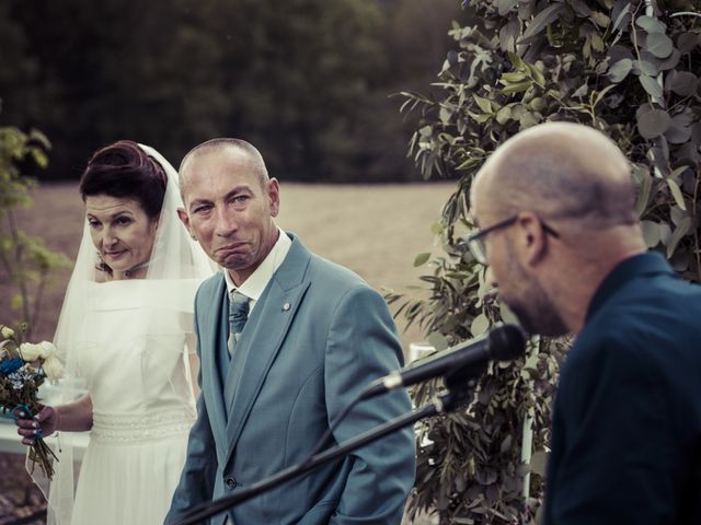 Le mariage de Romain et Agnès à Bouillé-Courdault, Vendée 20