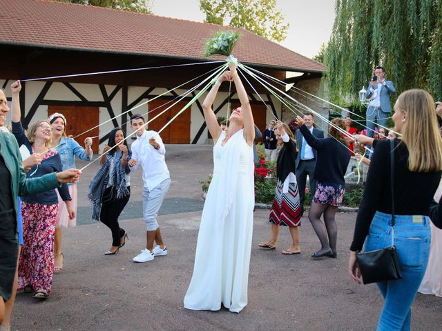 Le mariage de Julien et Pascale à Chevry-Cossigny, Seine-et-Marne 12