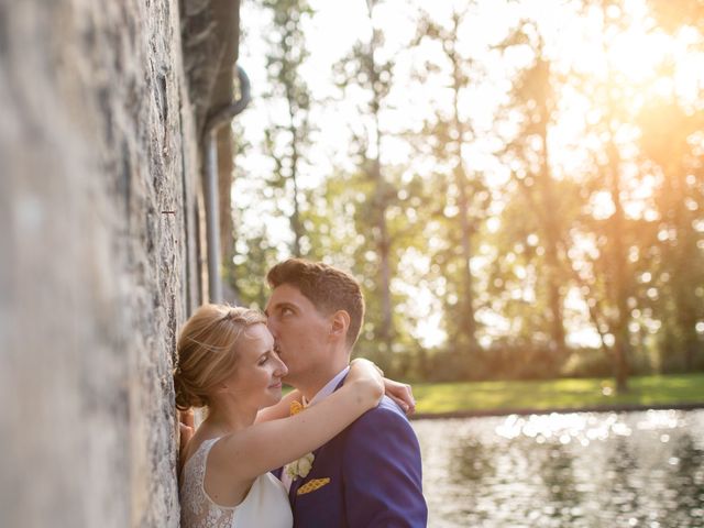 Le mariage de Romain et Laurene à Pecq, Hainaut 33