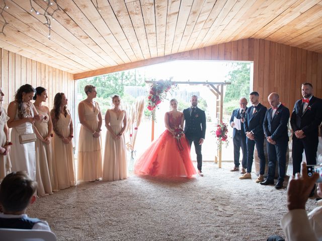 Le mariage de Adrien et Elise  à Baubigny, Côte d&apos;Or 11