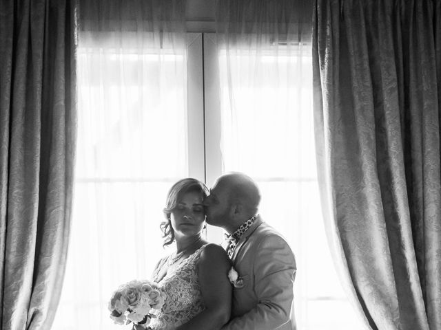 Le mariage de Pierre et Delphine à Talange, Moselle 24