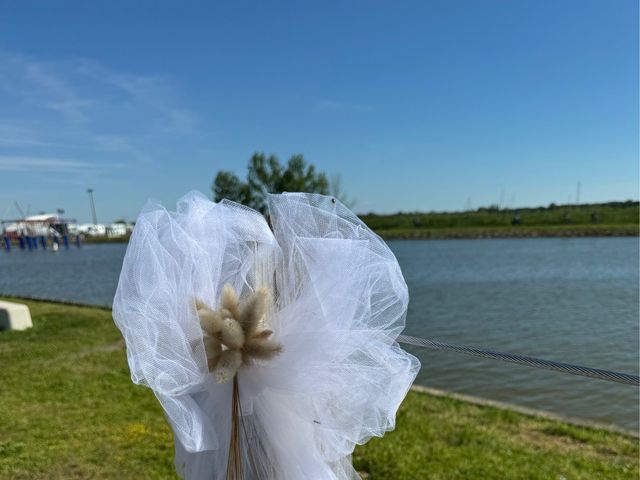 Le mariage de Zacharie et Laure à L'Aiguillon-sur-Mer, Vendée 3