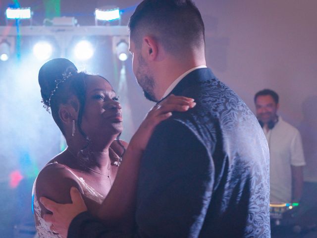 Le mariage de Léo et Blessing à Cognac, Charente 19