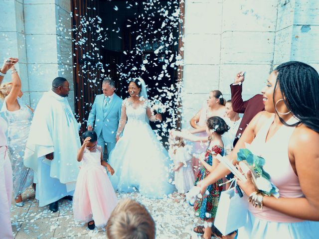 Le mariage de Eric et Juliette à Guillon-les-Bains, Doubs 1