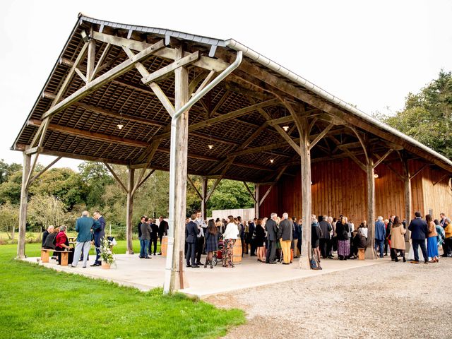 Le mariage de Denis et Aurore à Corps-Nuds, Ille et Vilaine 30