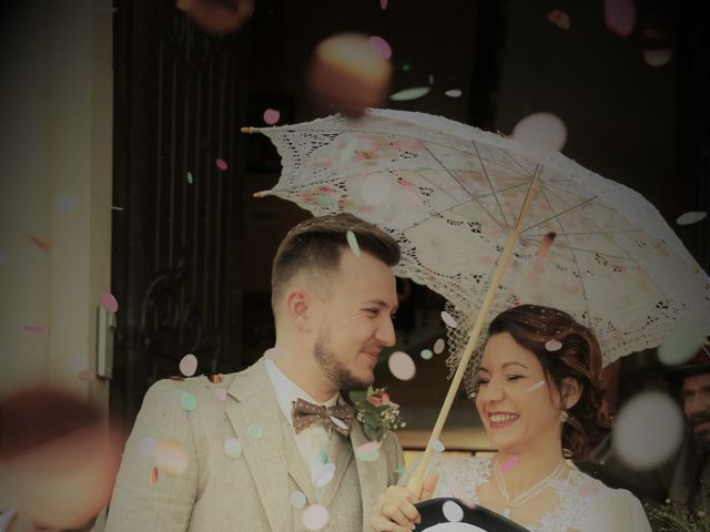 Le mariage de Emmanuel et Chloe à Saint-Gilles, Gard 10
