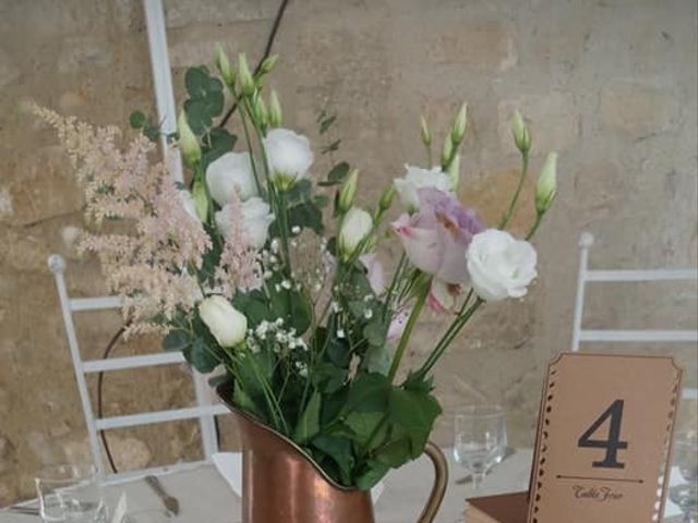 Le mariage de Emmanuel et Chloe à Saint-Gilles, Gard 23